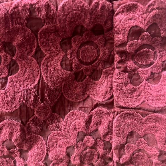 Lace mini - Picture 2 of 5